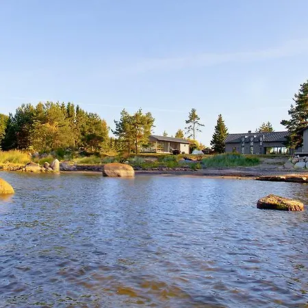 Nyaraló Kalaranna *