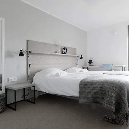 Nyaraló Kalaranna *